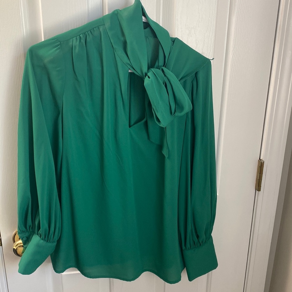 green top with keyhole and scarf neckline can be styled many different ways